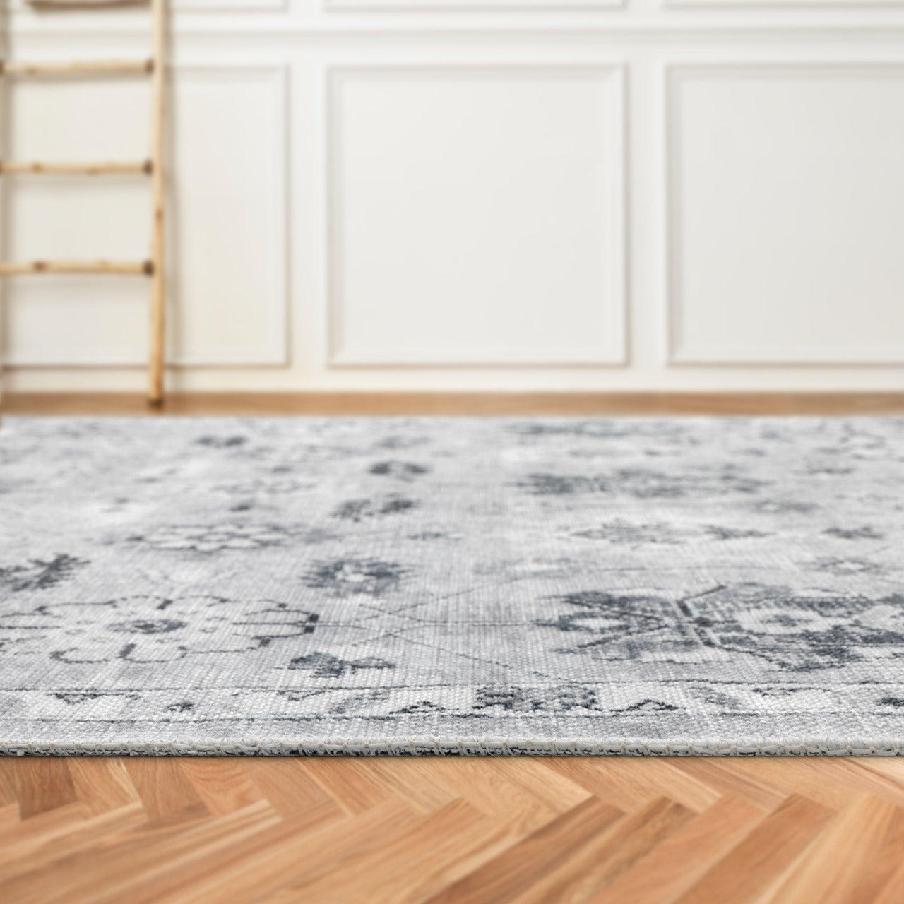 By Cocoon Gray Rug